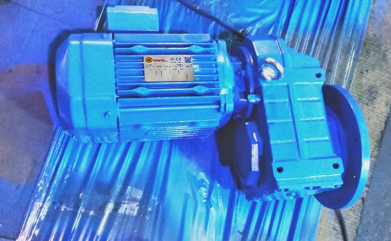 0.37KW減速機,鑄鐵減速機,電機減速器.jpg