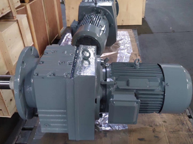 RF27系列減速機(jī)型號(hào).jpg